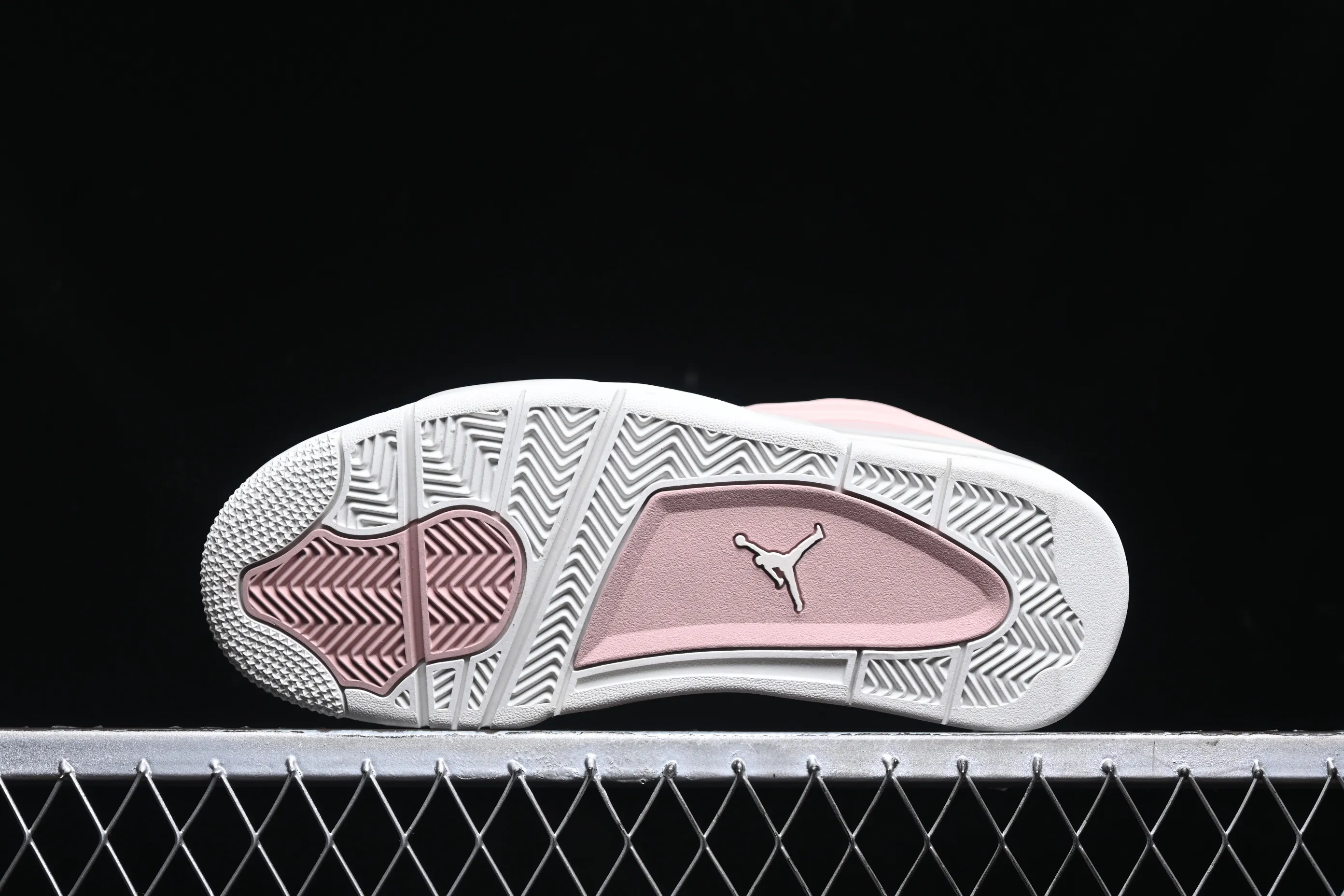 All categories Air Jordan Jordan series basketball shoes Air Jordan 4 DT version Air Jordan 4 "Remastered" AJ4 Joe 4 low-top retro basketball shoes FQ7940-600